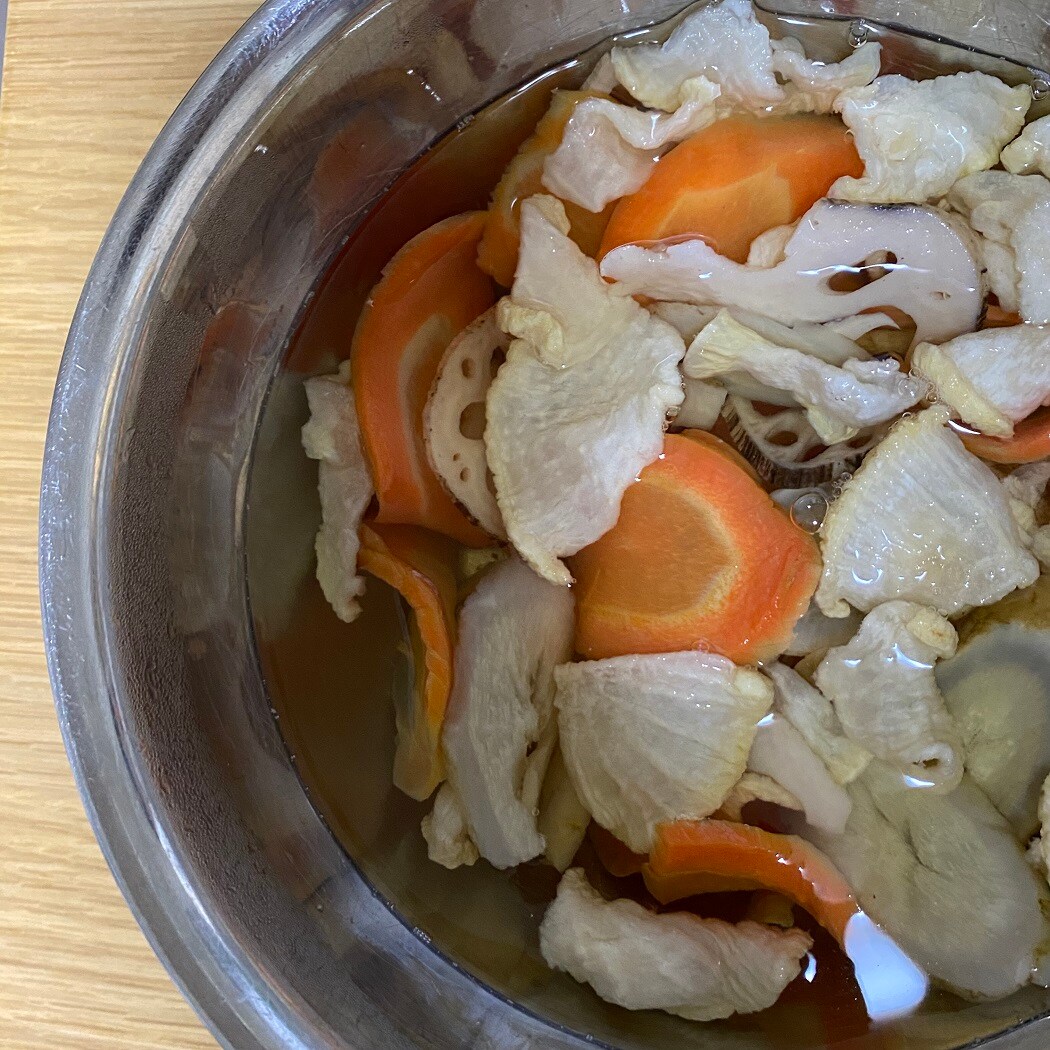 【難波】秋鮭と根菜のグラタン