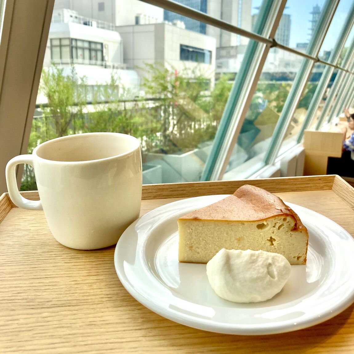 【Cafe＆MealMUJ神戸BAL】こだわり紹介「本和香糖のチーズケーキ」その２_cveC1e