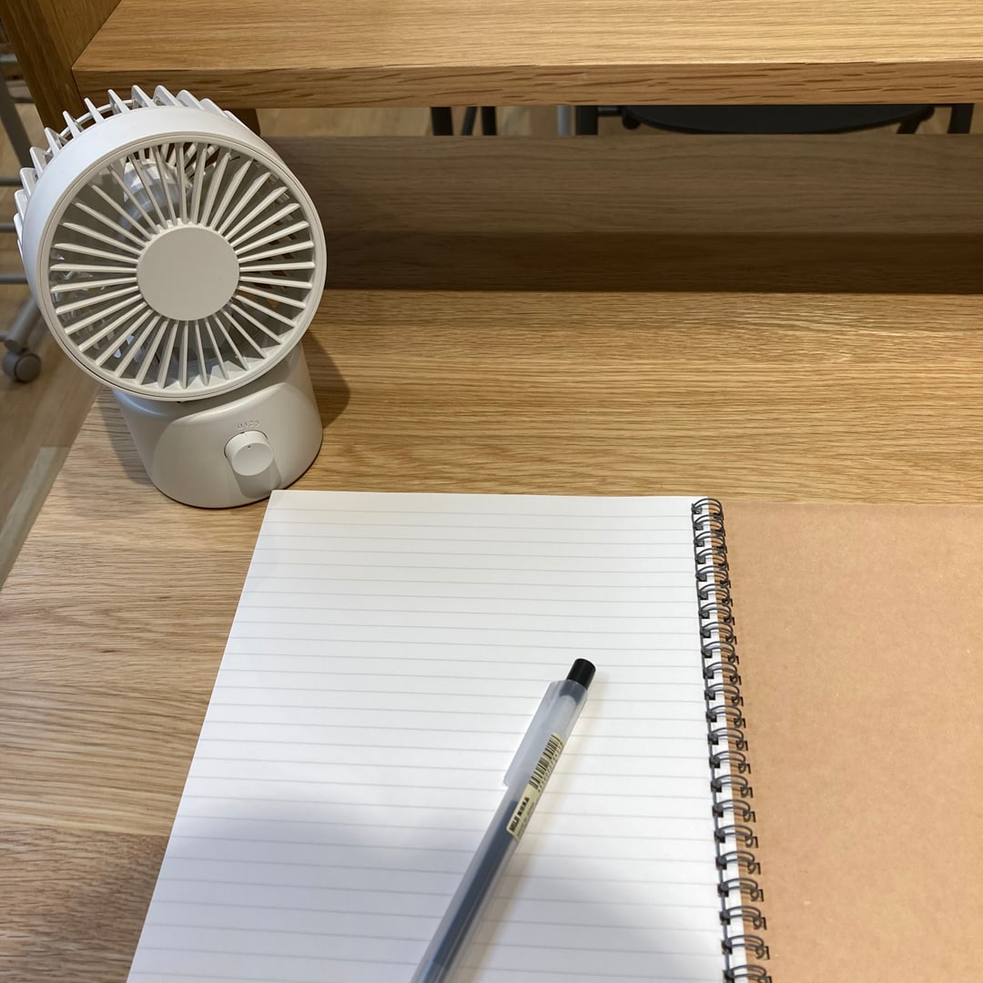 デスクファン