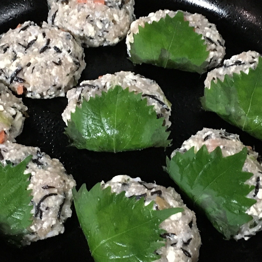 【難波】乾燥ひじきの豆腐ハンバーグ