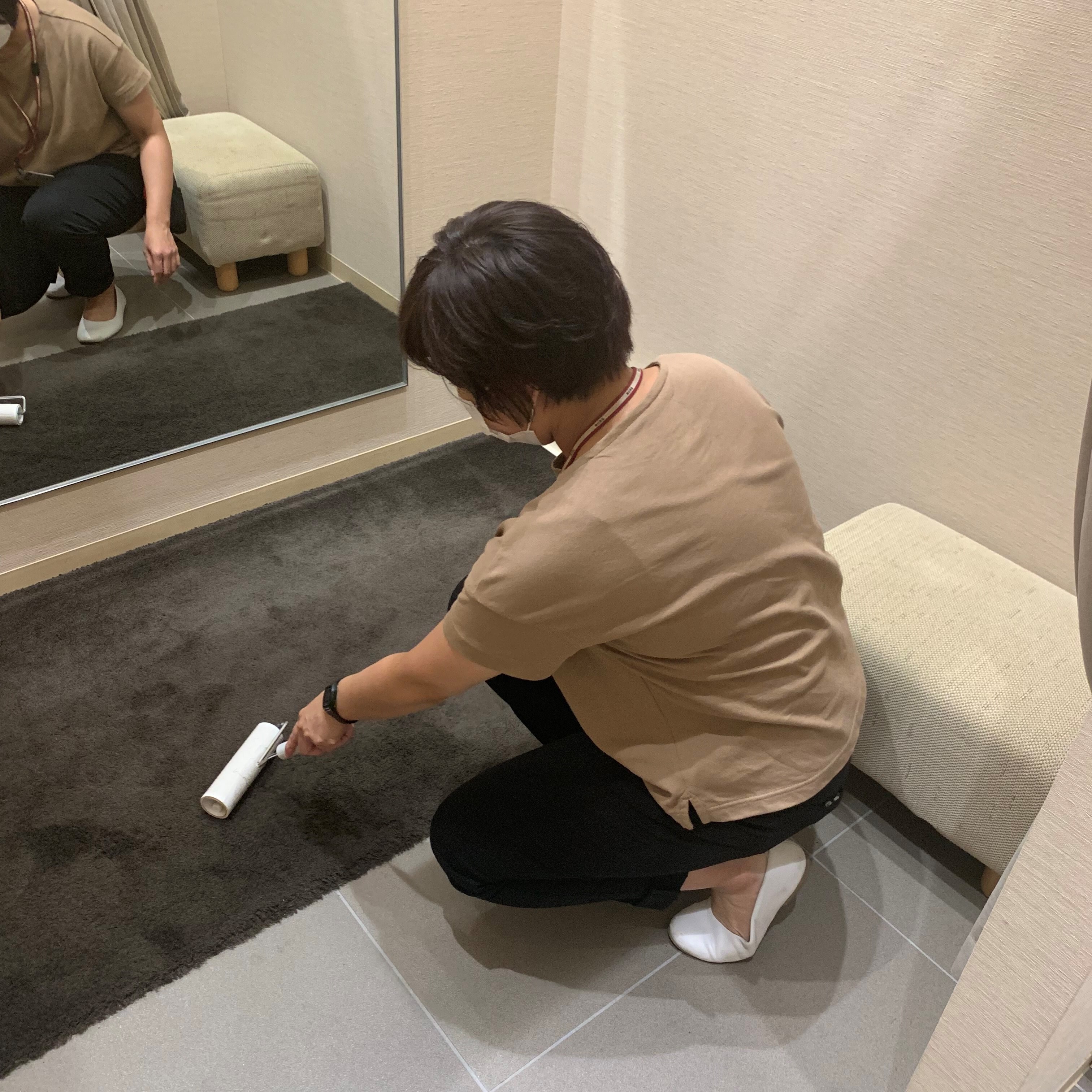 【イオンモール佐野新都市】店内清掃2