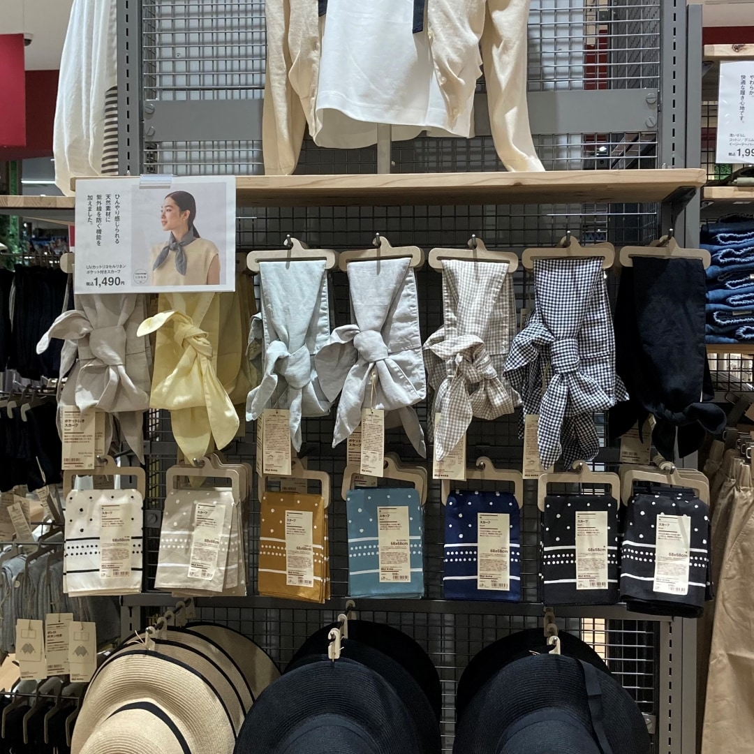 スタッフがおすすめする母の日ギフト　衣服雑貨編
