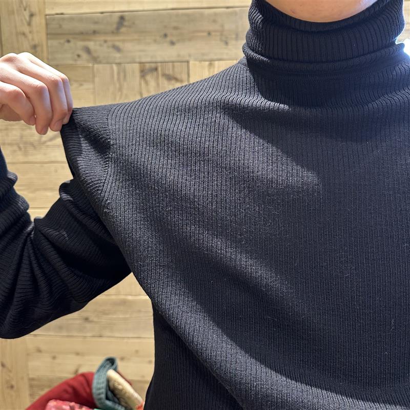 タートルネックの素材