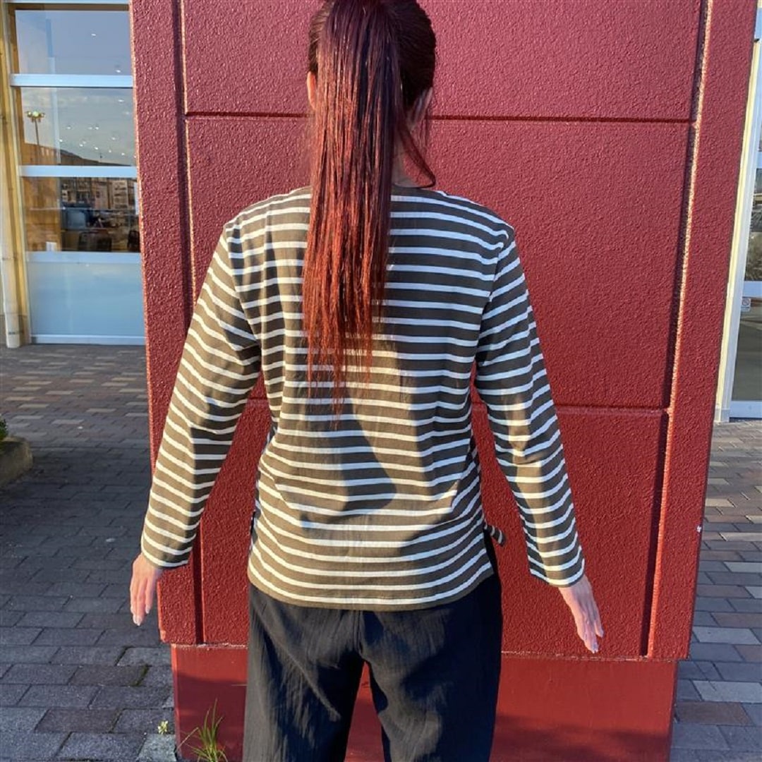 １