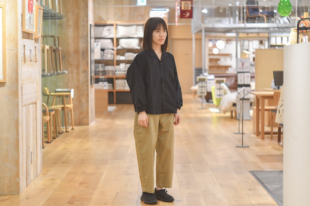 【グランフロント大阪】秋のストレッチ高密度織りシャツ｜MUJI Labo