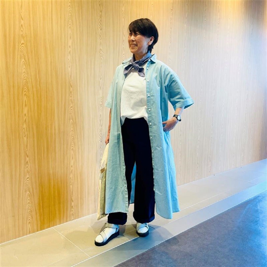 涼感シャツワンピースコーデ
