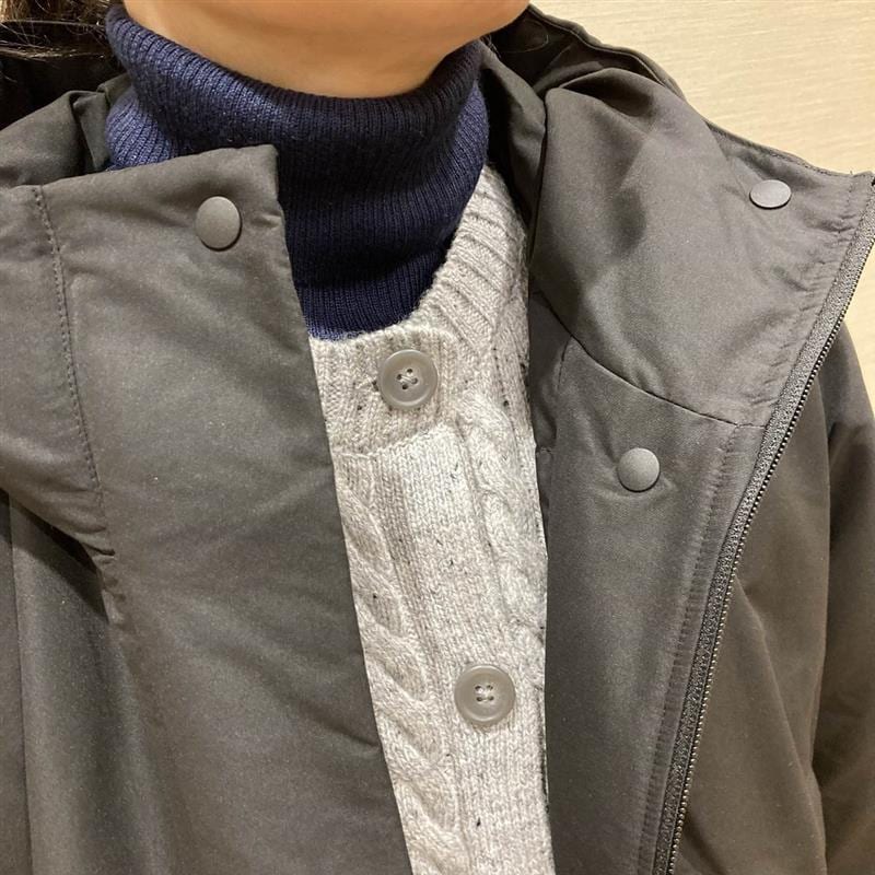 ベストの胸元アップ