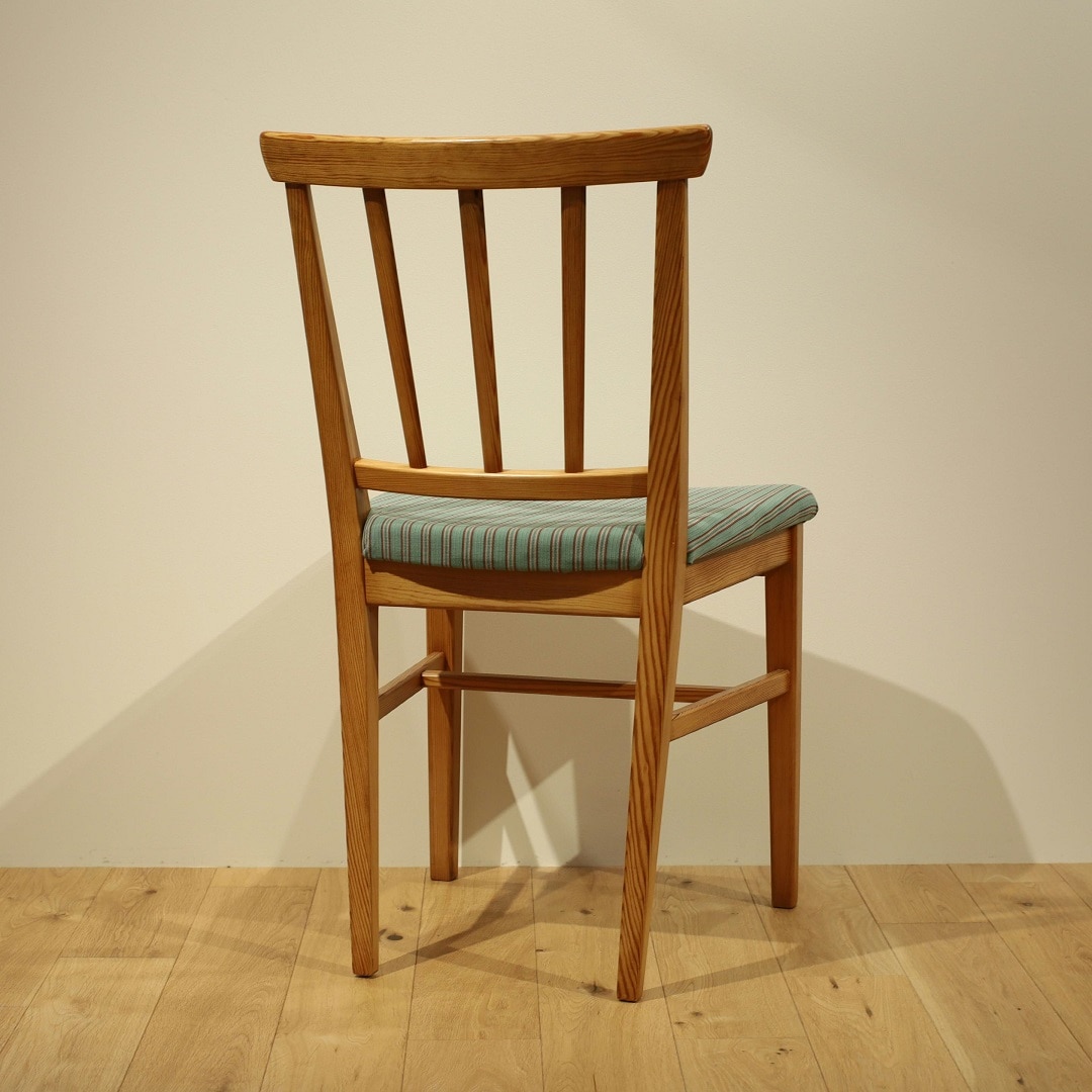 カールマルムステンチェア２