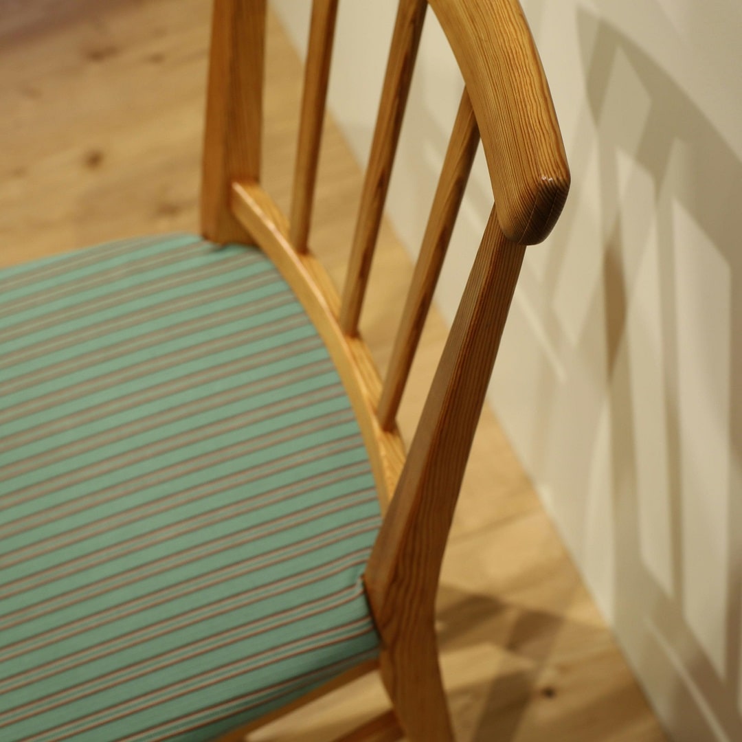 カールマルムステンチェア３