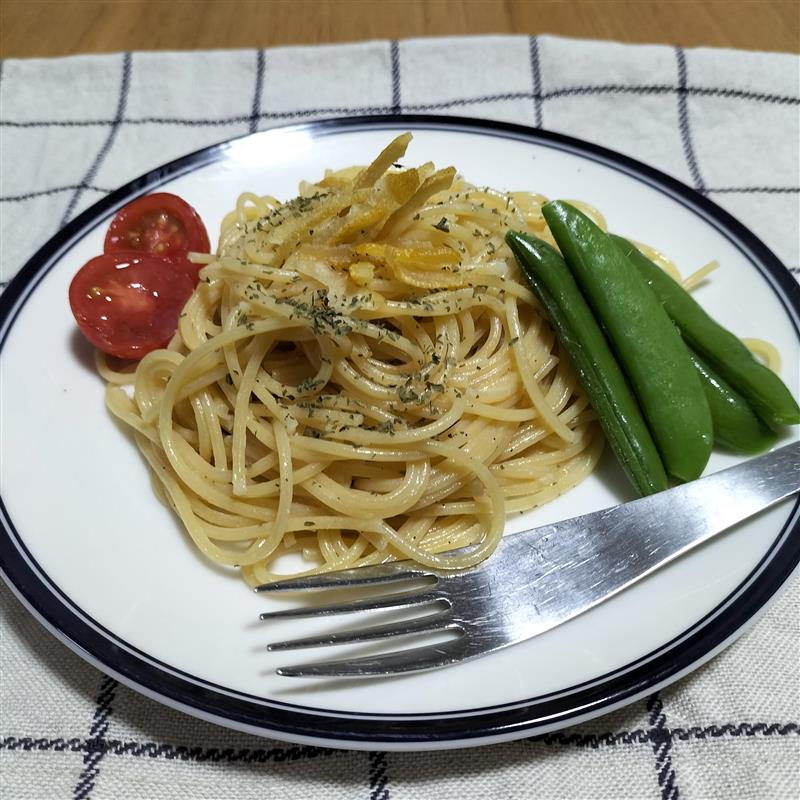 【京阪モール】サクッと食感「ソルティピールチップ」