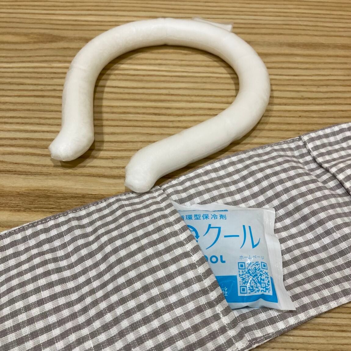 ポケット付きスカーフの画像