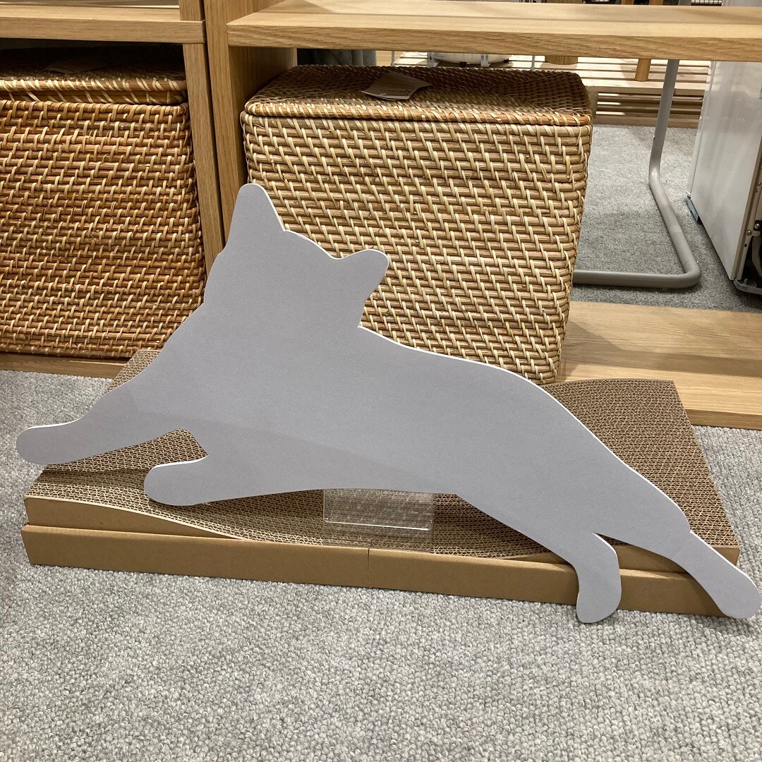 爪とぎ