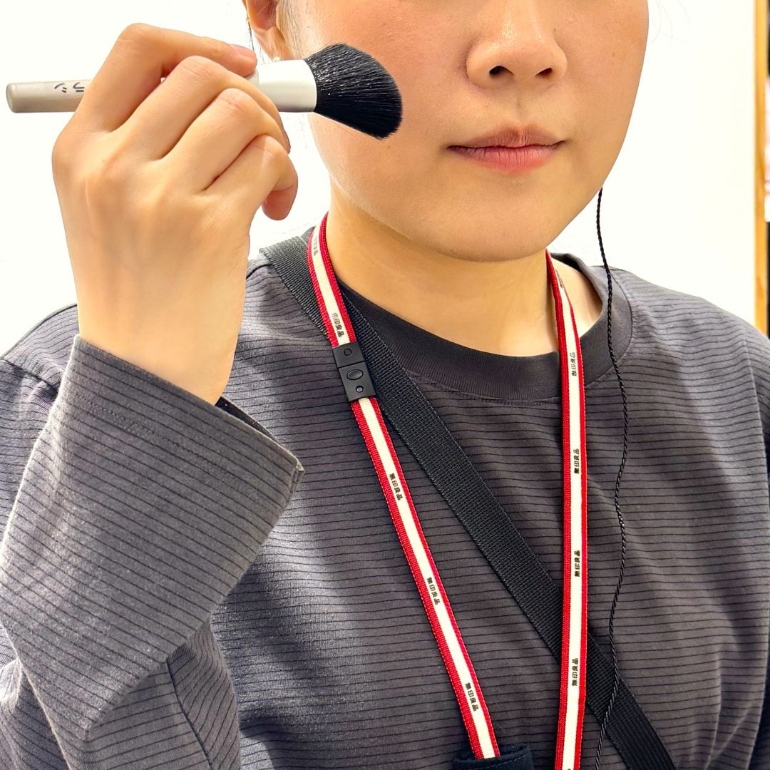 【心斎橋パルコ】肌に触れるたびにやさしいメイクツール_4z5erJ