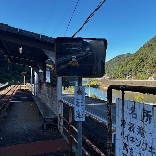 image006.jpg1101_008