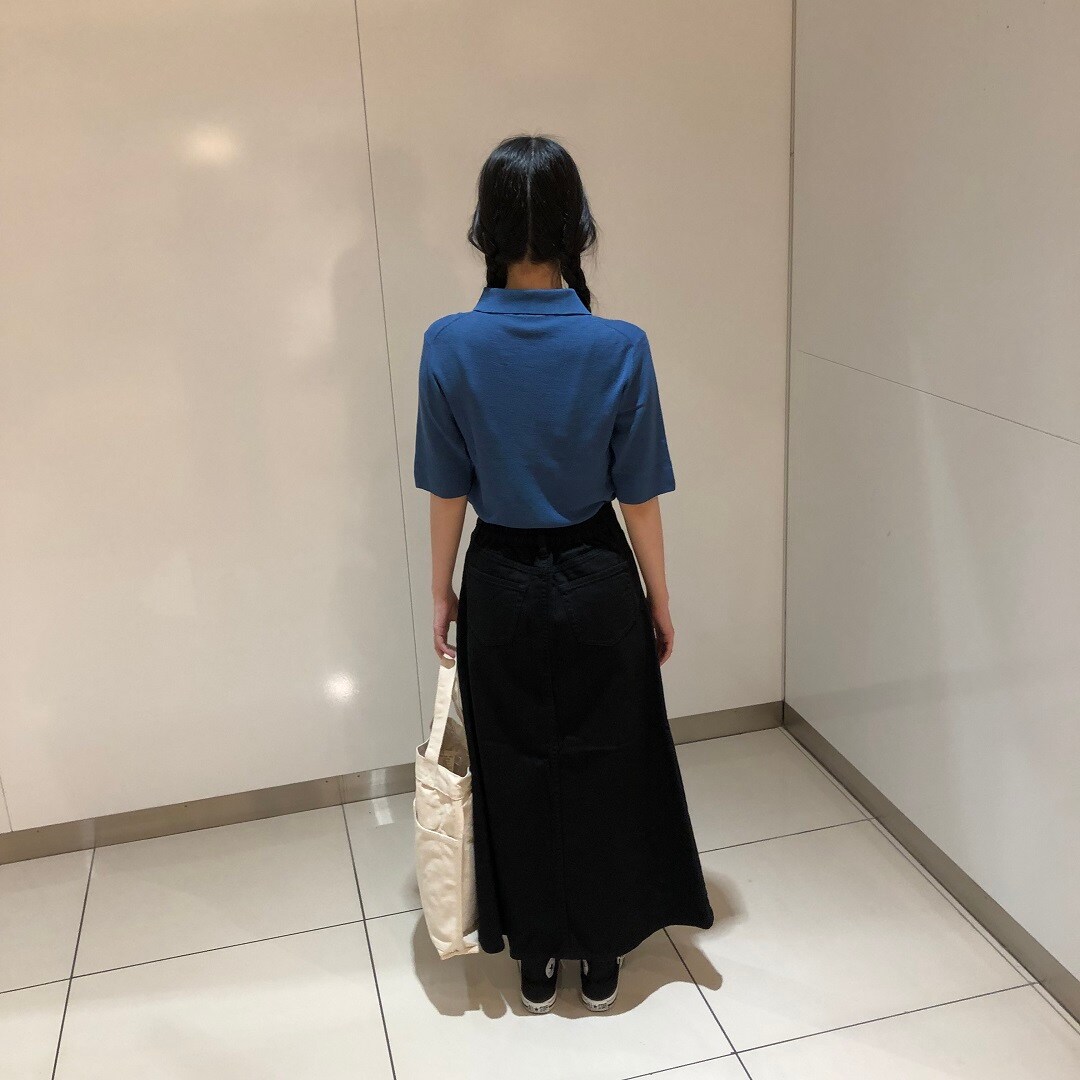 後ろ