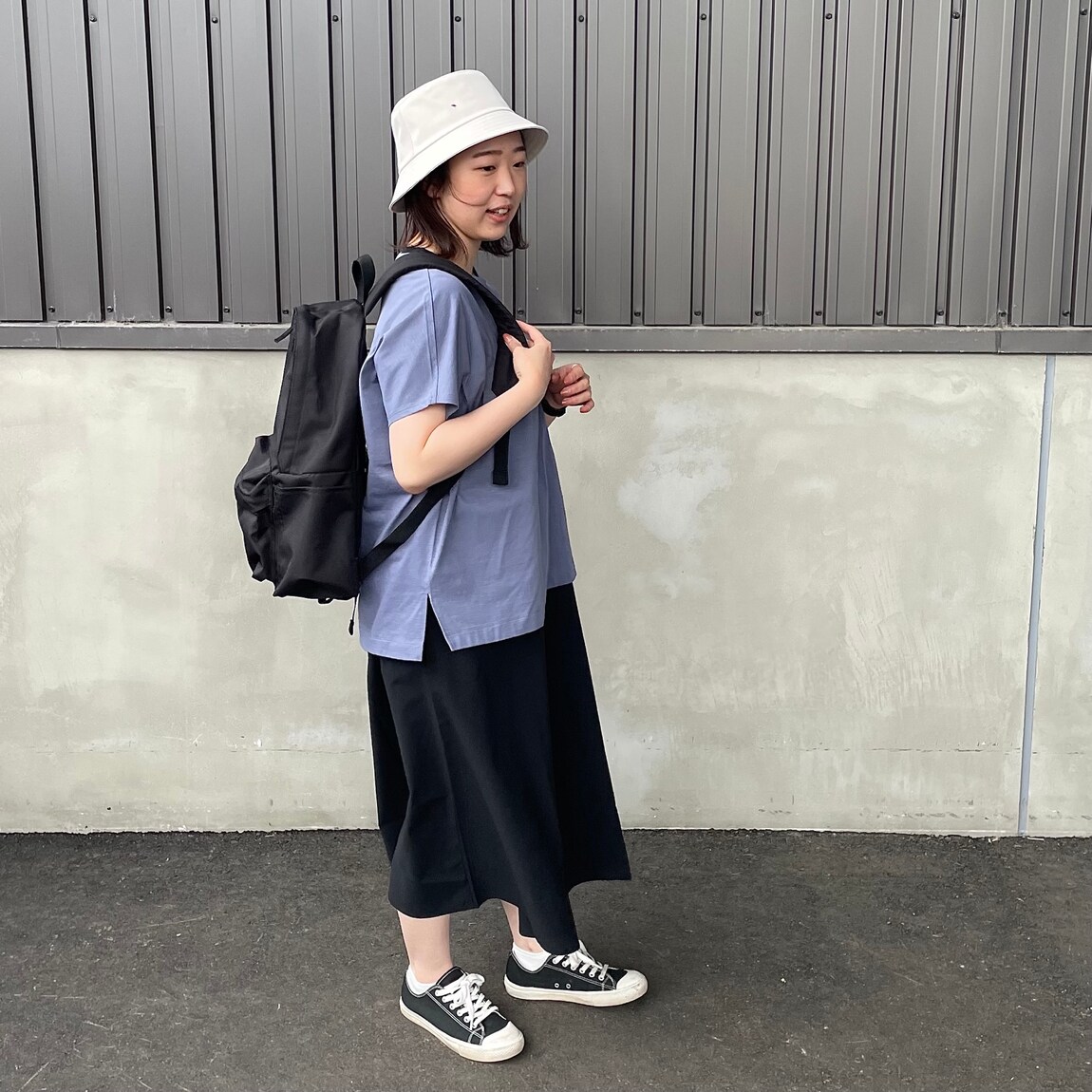 横
