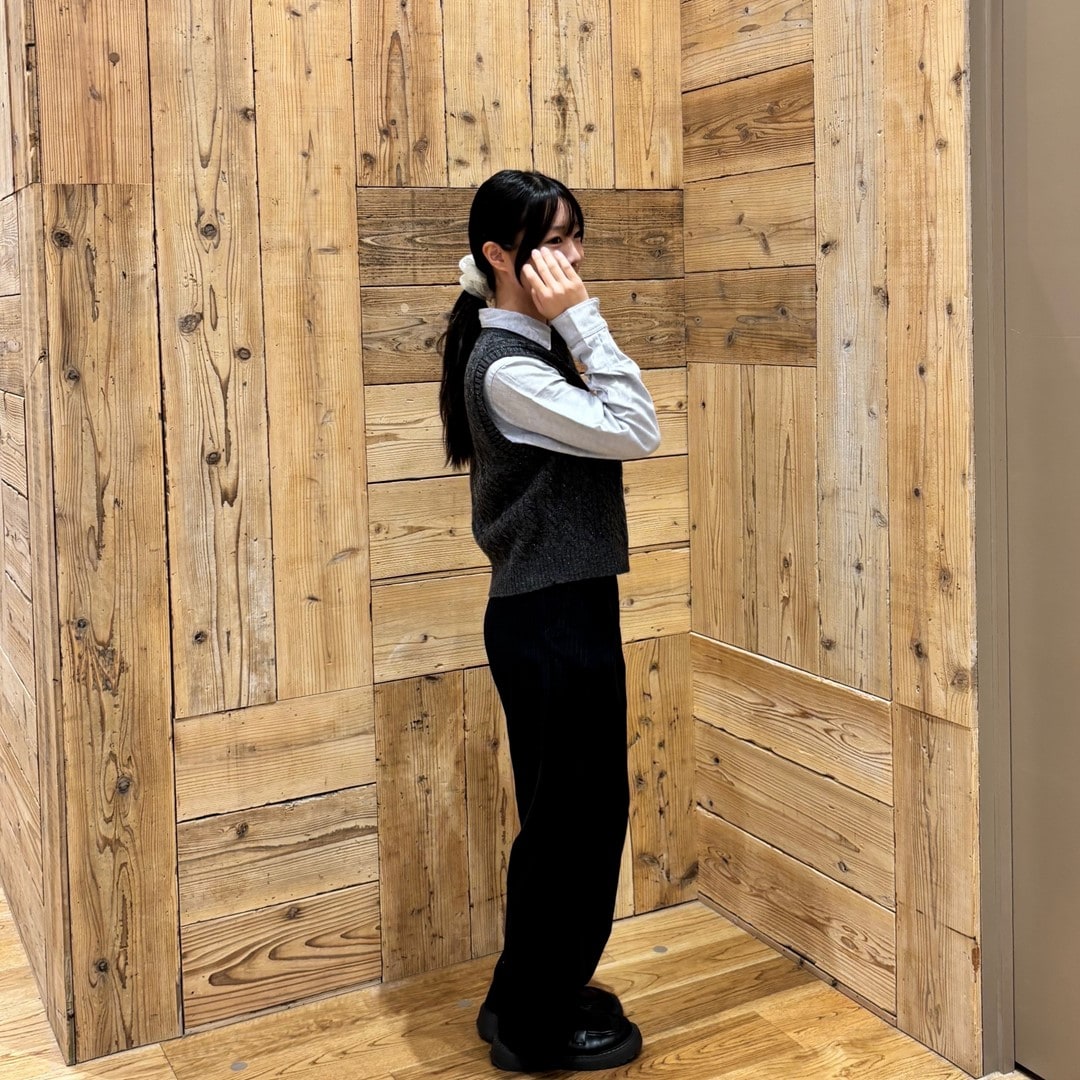 046867_20251110_01_02