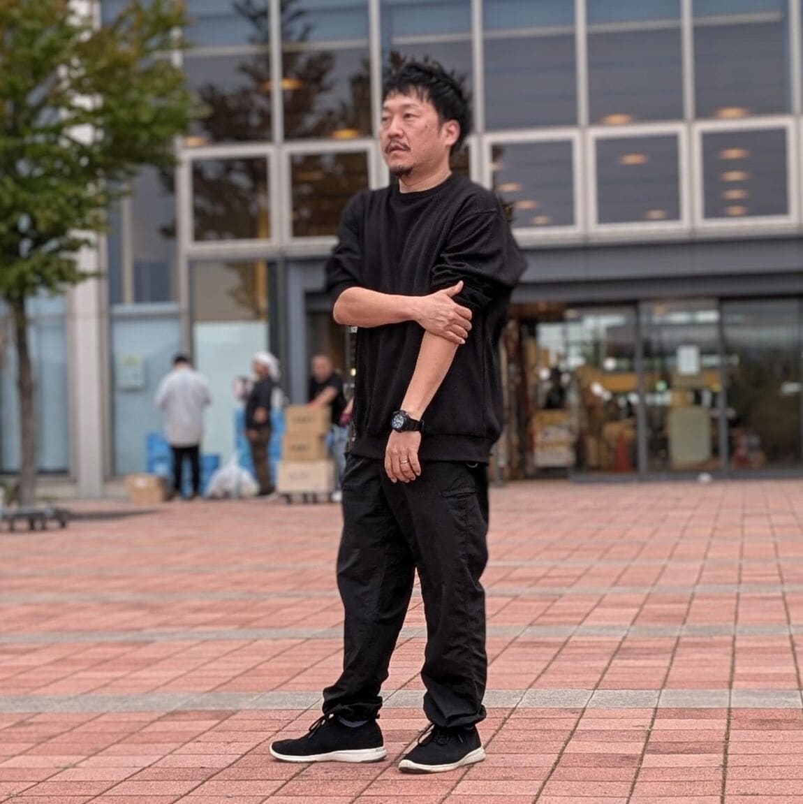 横