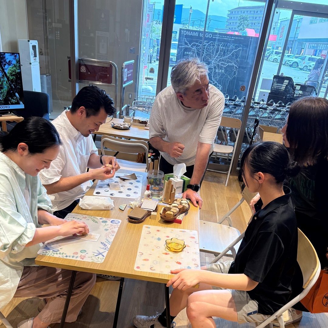 ワークショップ作業中
