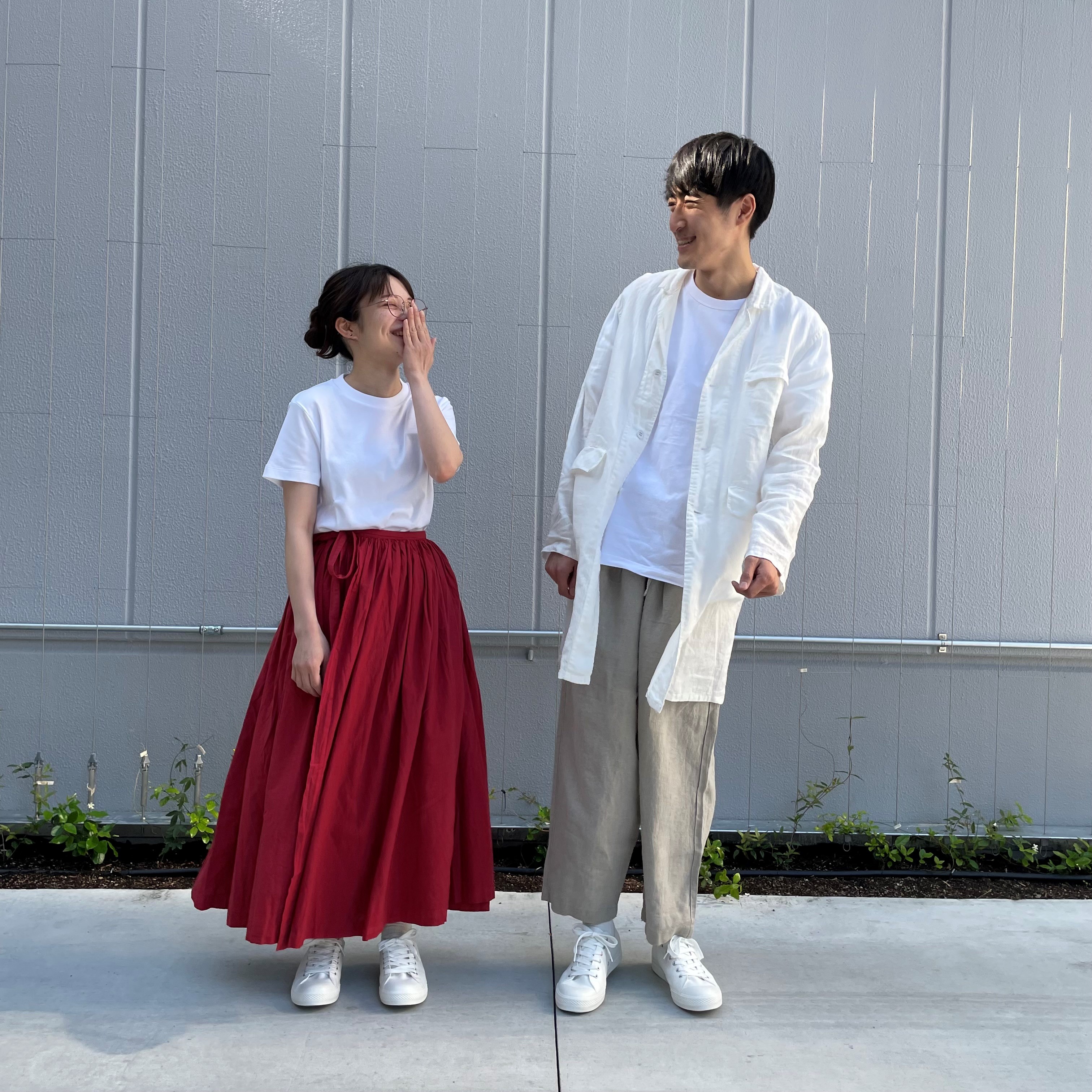 IDEE - POOL いろいろの服 巻きギャザーエプロン チャコールの