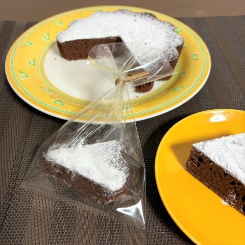 ラッピングしたガトーの画像