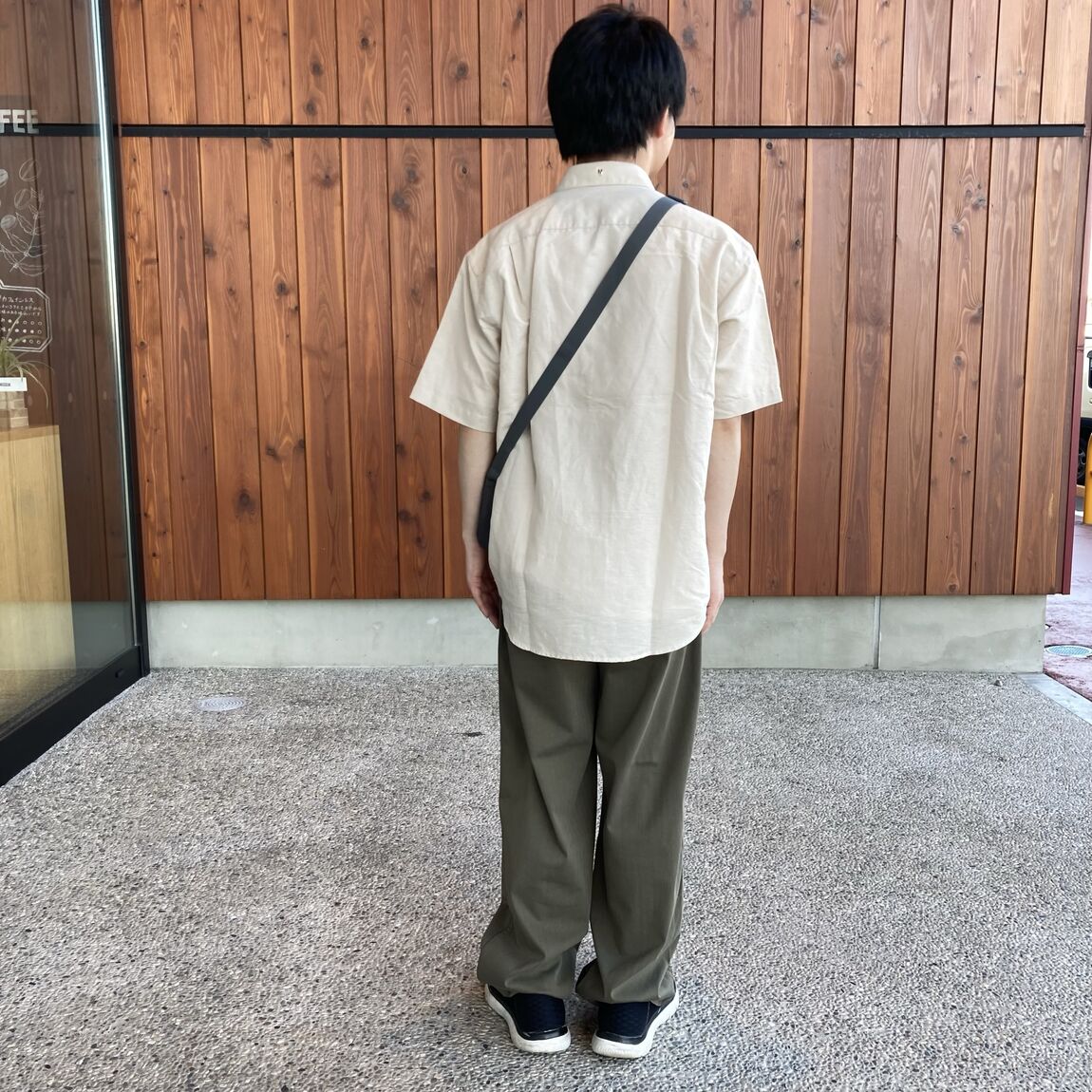 半袖シャツ