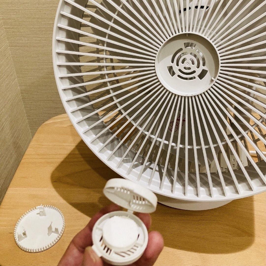 １