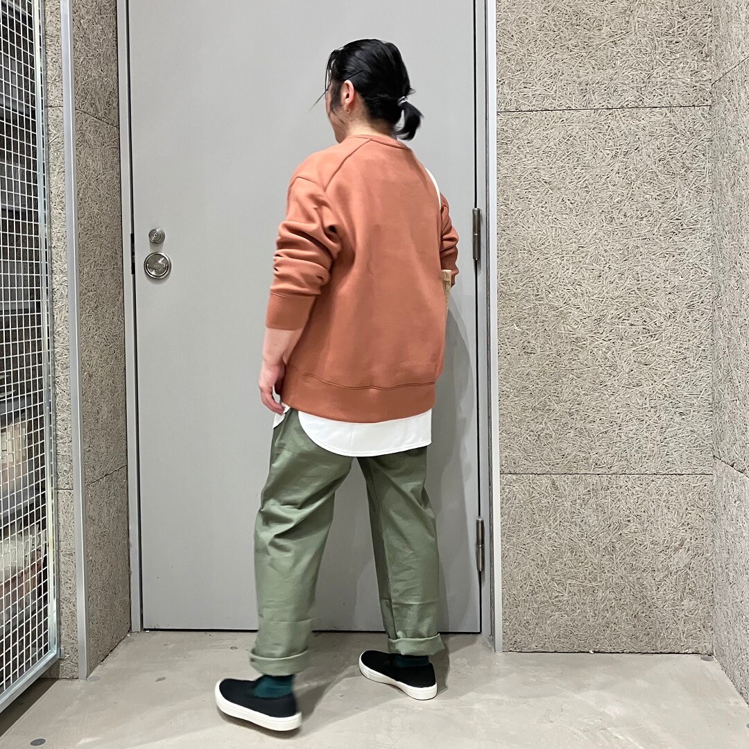 バックショット　全身