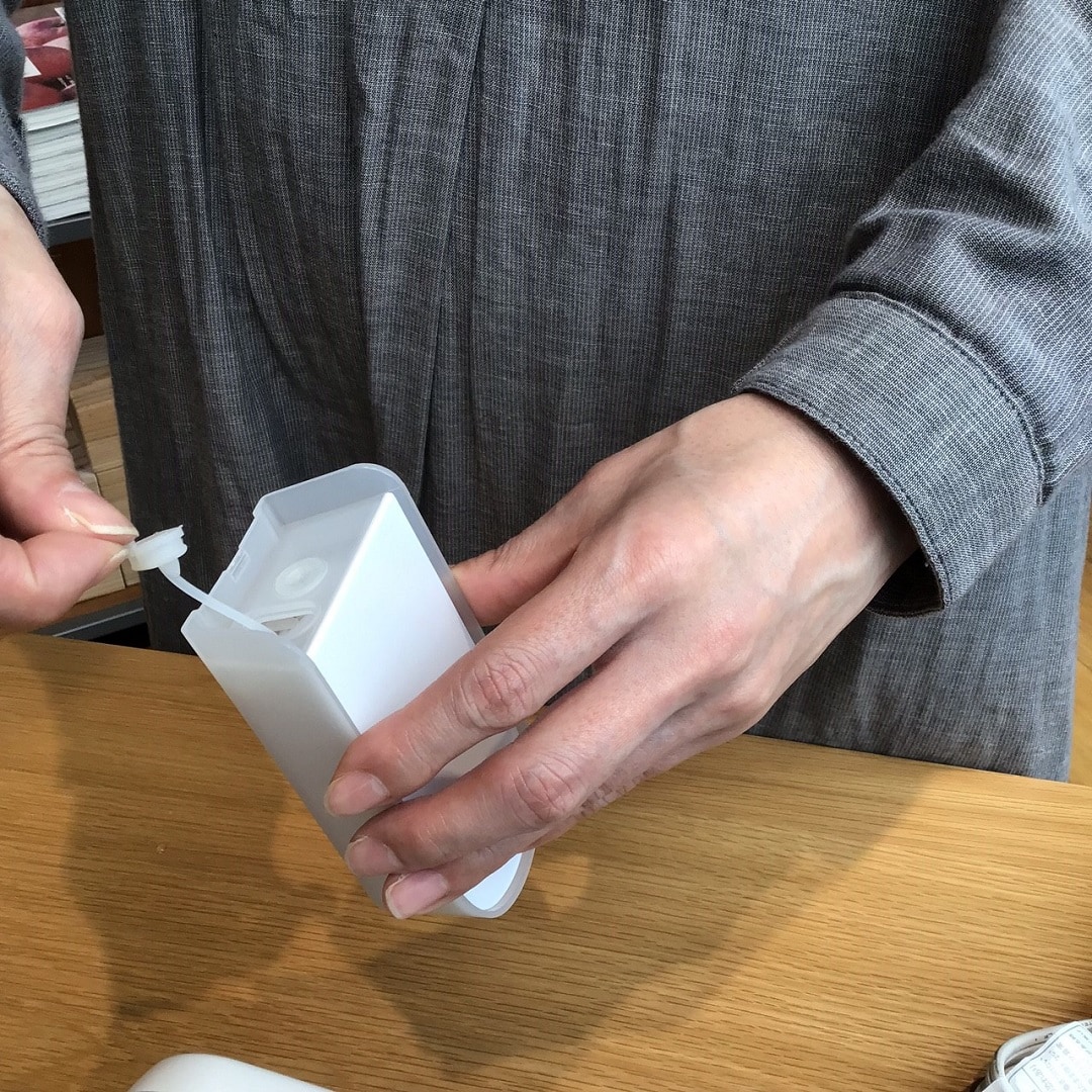 【COCOSA熊本下通】衣類ハンディスチーマー試してみました