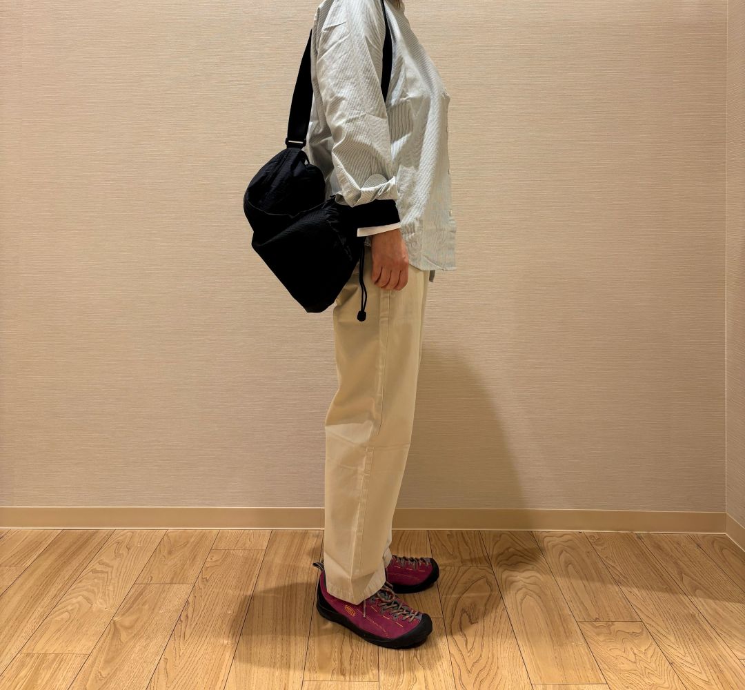 イージーパンツ