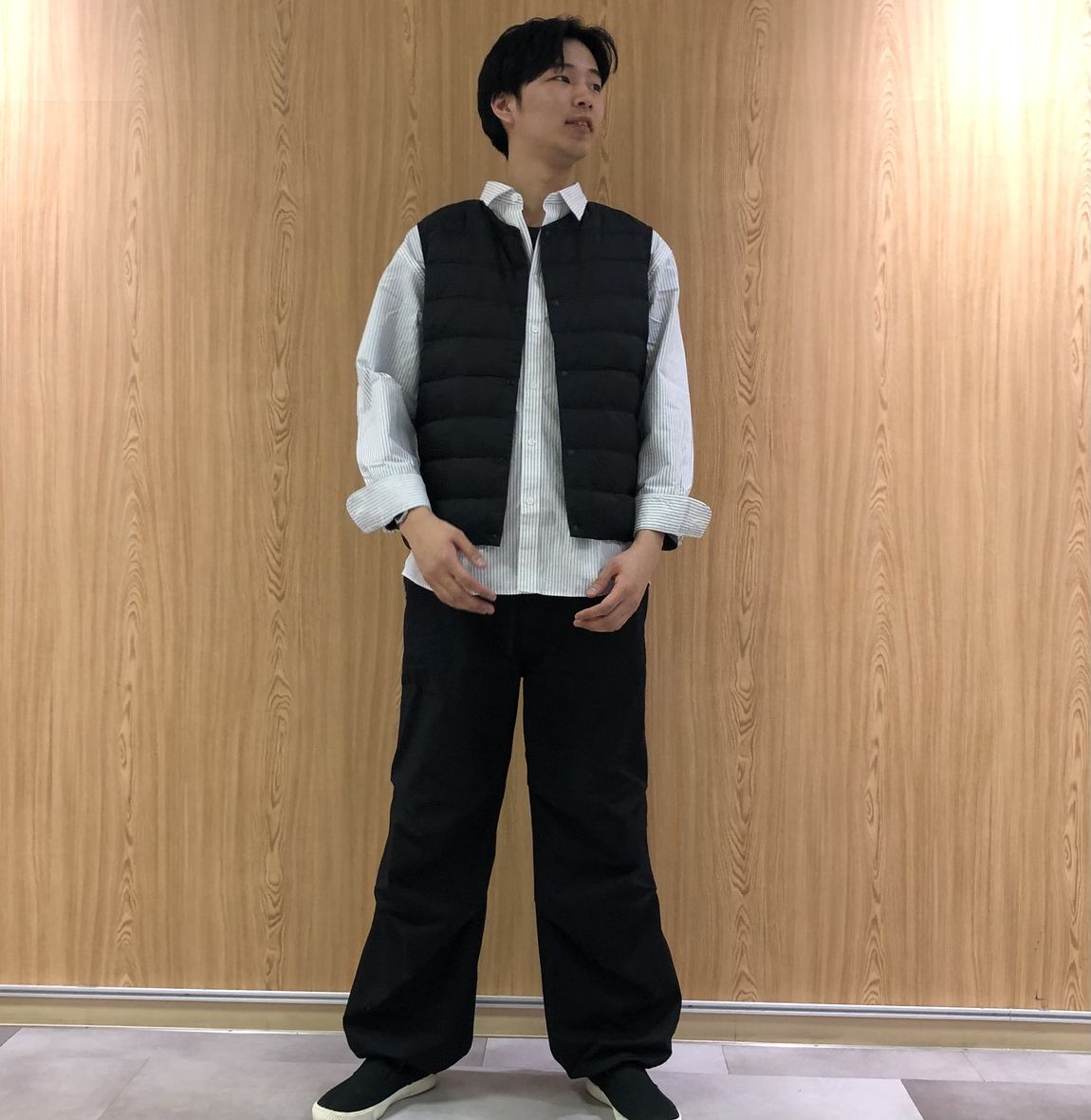 シャツを着た男性
