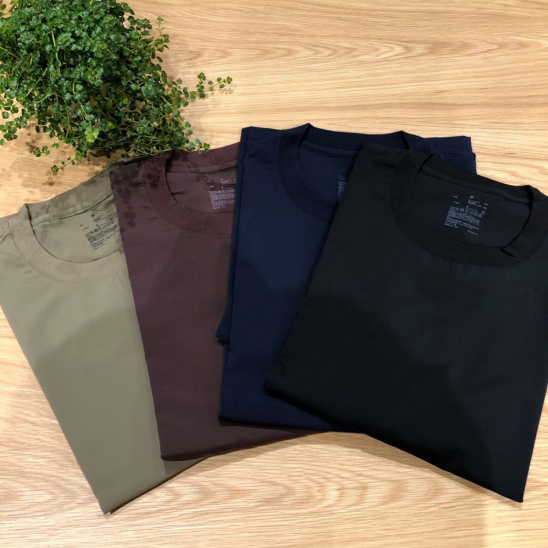 Tシャツ