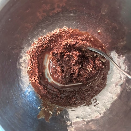 チョコレート溶かしている画像