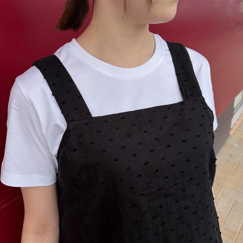 スタッフスナップ　上半身正面