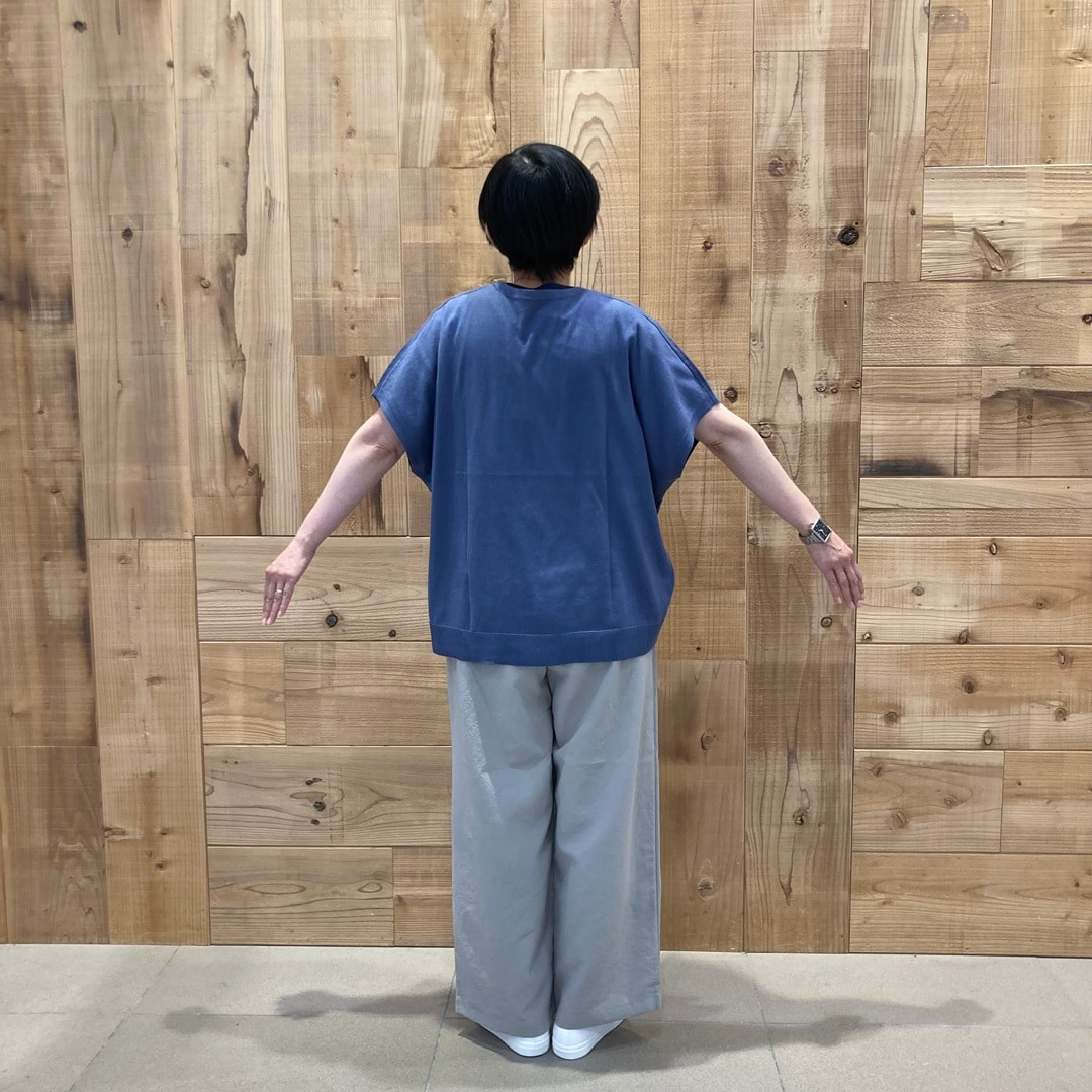 後ろ向き