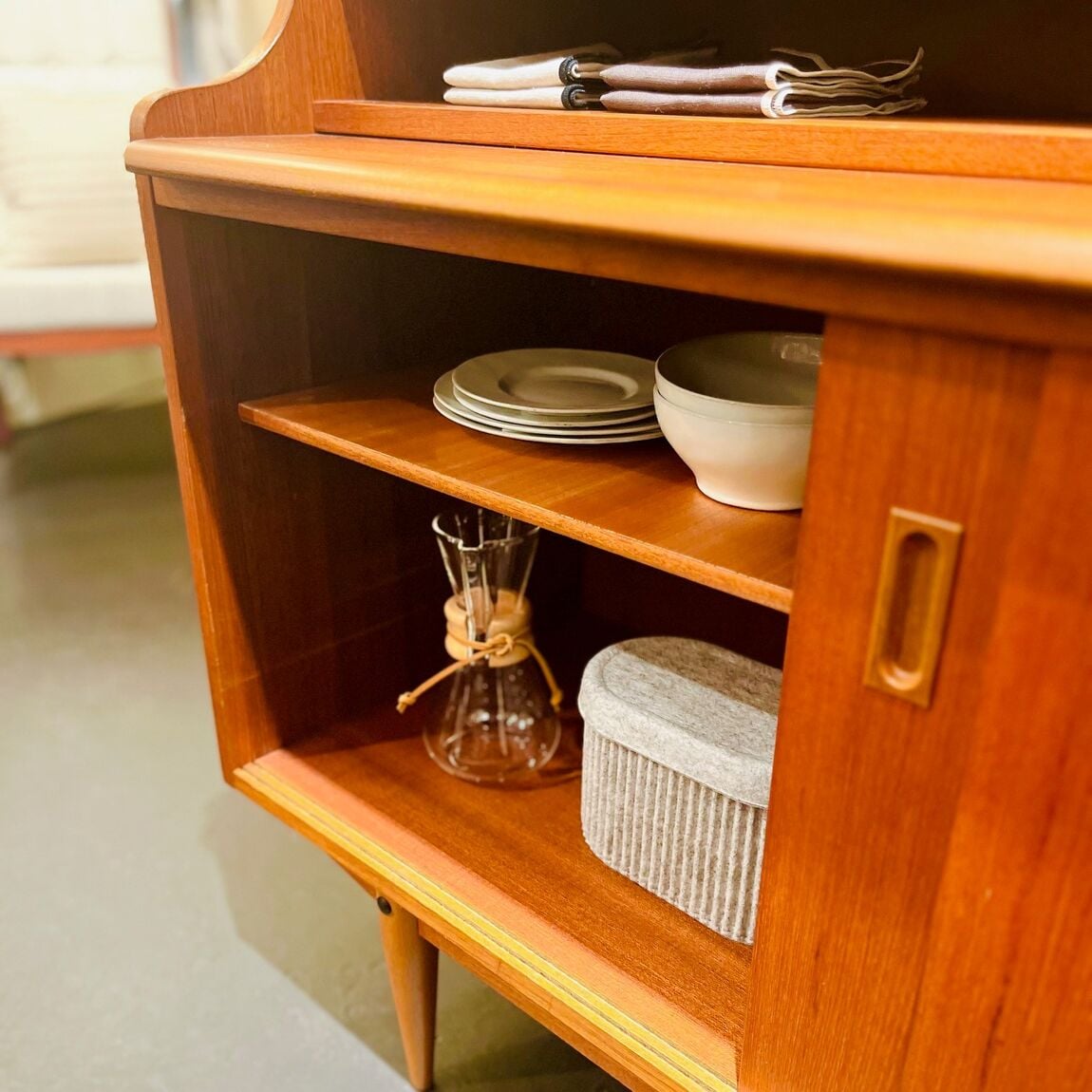 vintage bookshelf03