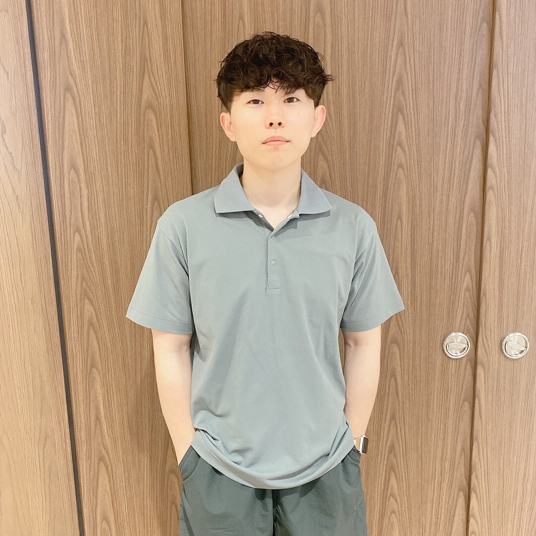 【テラスモール松戸】ポロシャツ着用写真