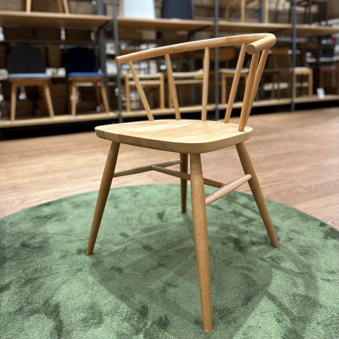 無印　椅子③ ゆめタウン三豊】お気に入りの座りごこちを見つけませんか？｜ 無印良品