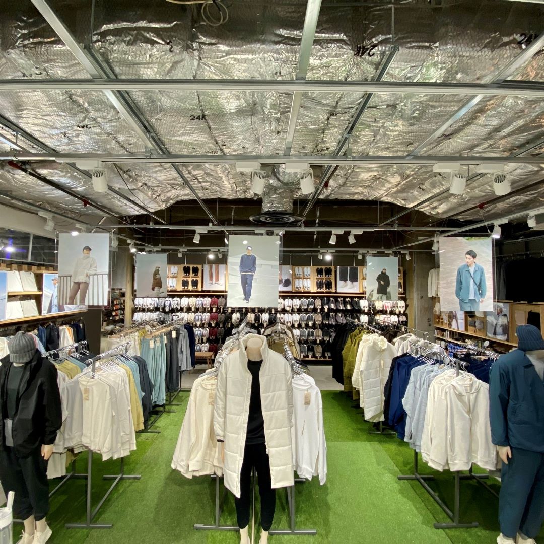 直江津】売場リニューアルしました｜＃1衣服売場｜ 無印良品