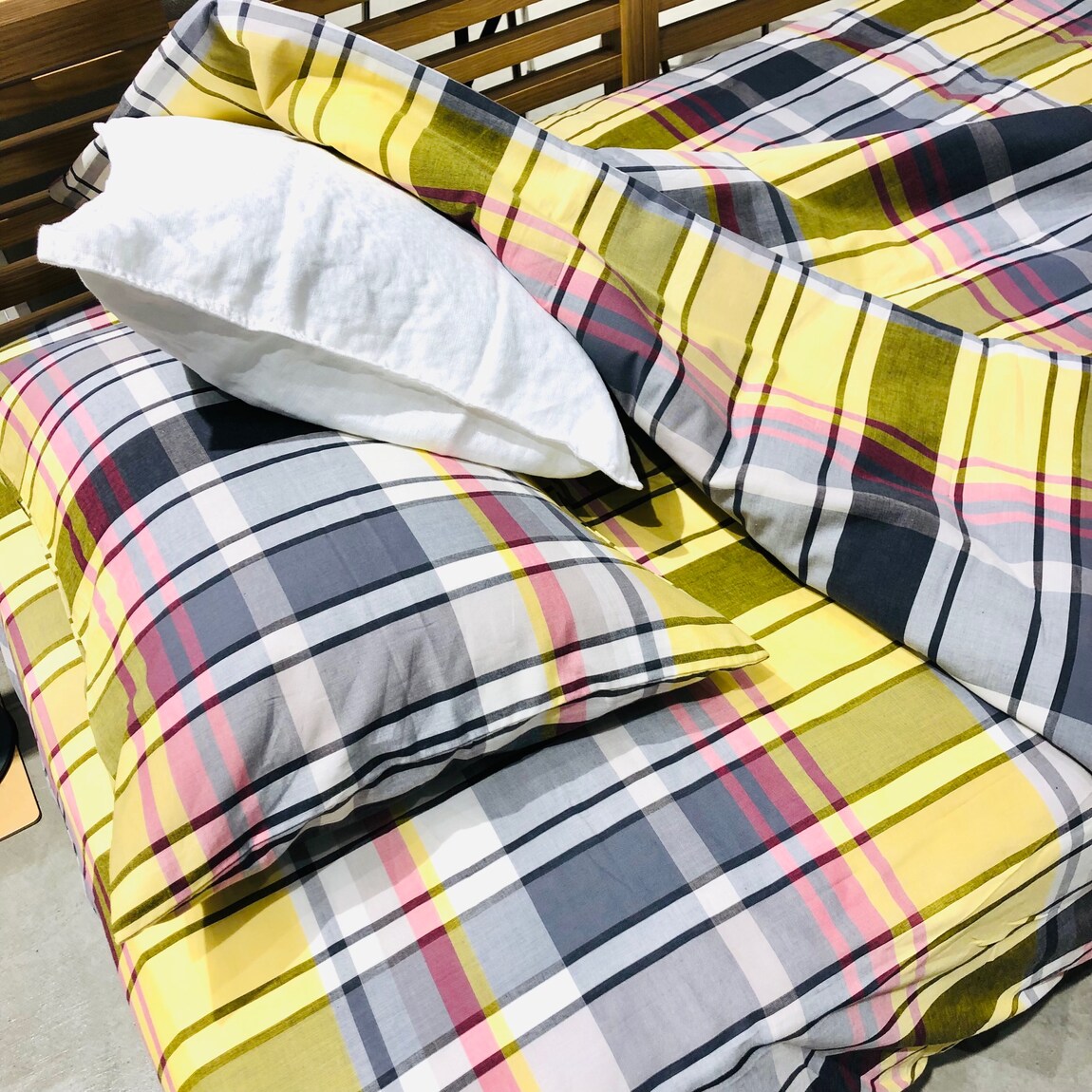 旭川花咲】マドラスチェックでお部屋を元気に｜インテリア｜ 無印良品