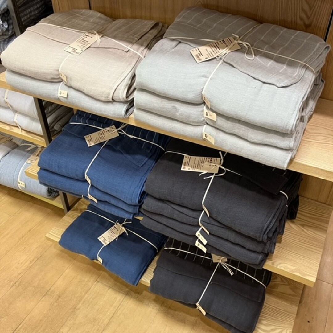 豊橋カルミア】暑い夜におすすめのガーゼケット｜ 無印良品