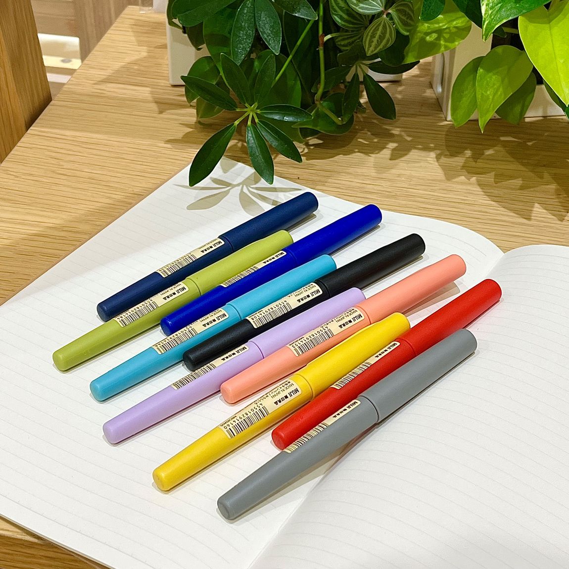 アリオ鳳】色が豊富なサインペン｜ 無印良品