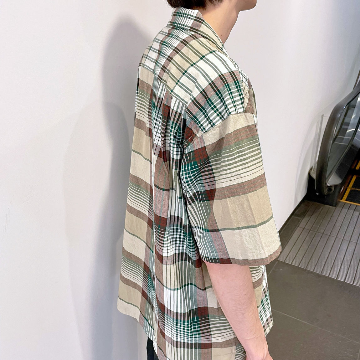 新宿靖国通り】身長182cm｜ 無印良品