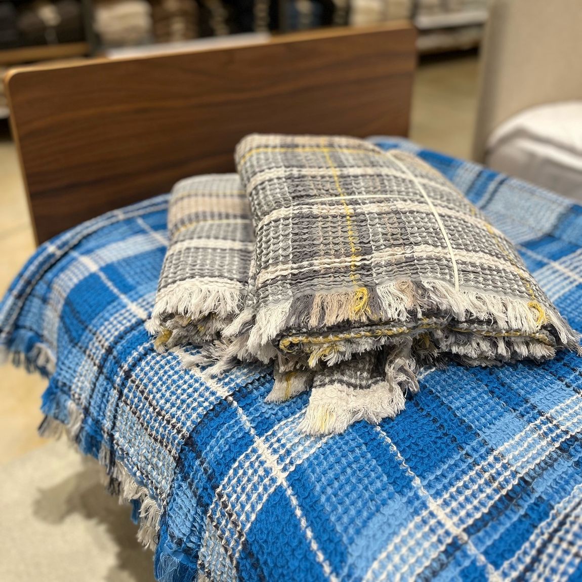 ゆめタウン三豊】マドラスチェックで華やかに｜ 無印良品