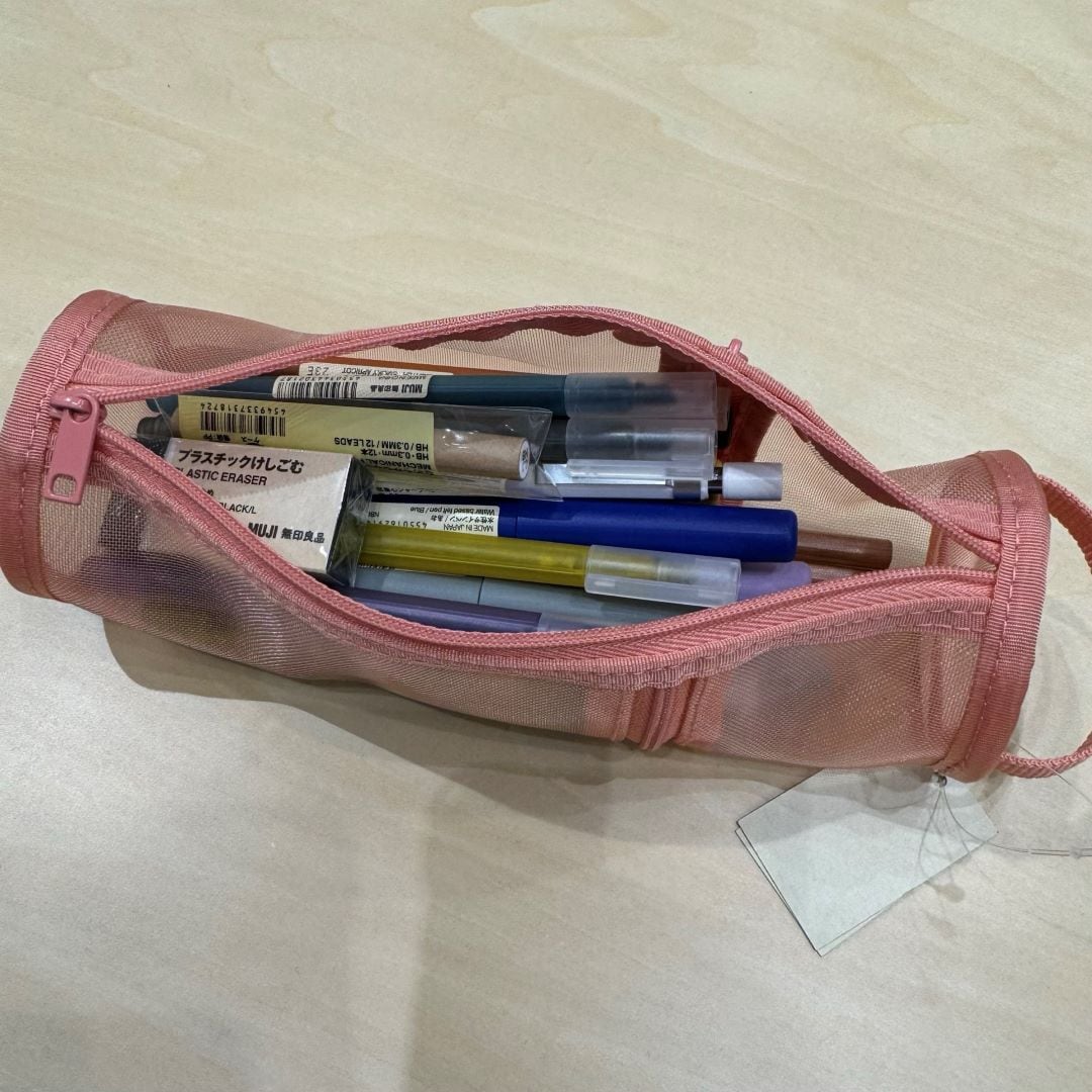 文房具筆記用具ペンケースイベントセット消しゴム靴下まとめうり新品
