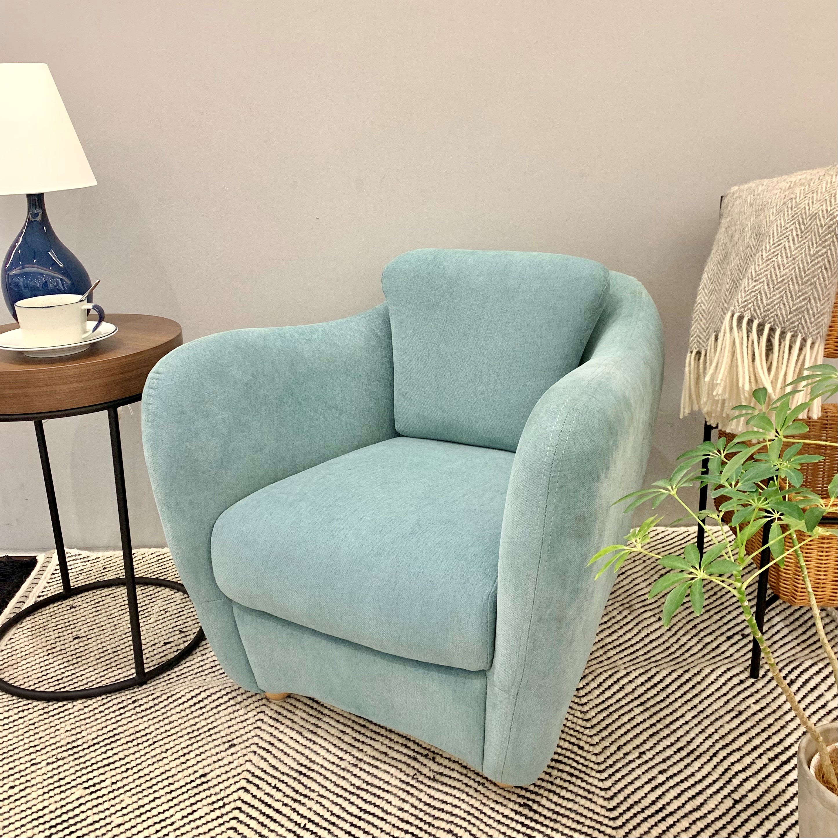 【引き取り限定】2023年購入_IDEE/無印良品円形サイドテーブル椅子 IDEE Essentail Series｜IDEE SHOP Online