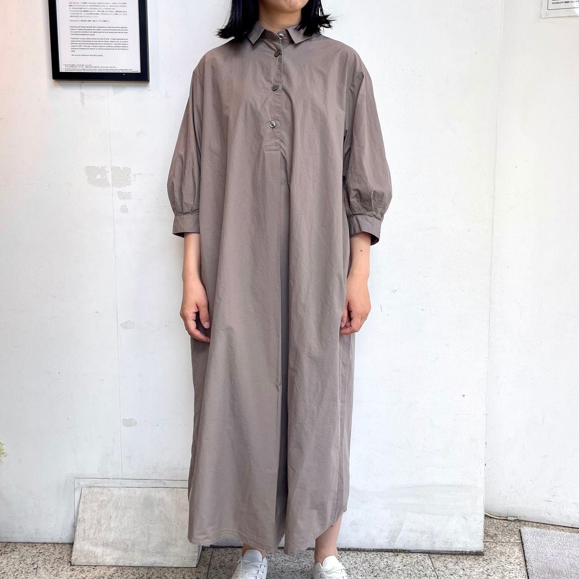 レイヤード風オフショルワンピース ひざ丈ワンピース | deyco.cl