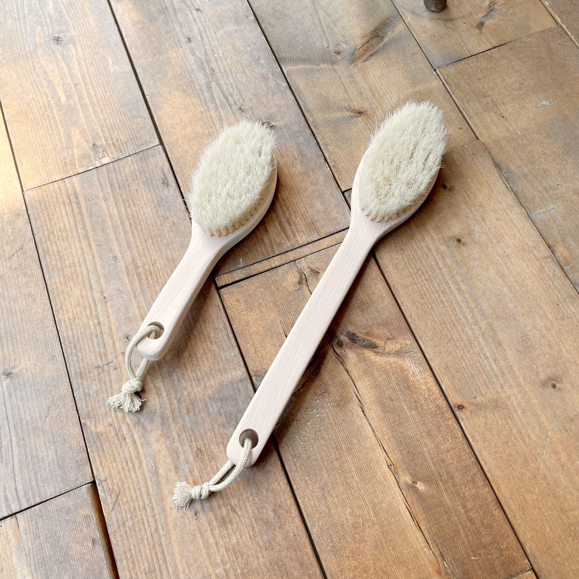 青山】 シャワーブラシ｜ 無印良品