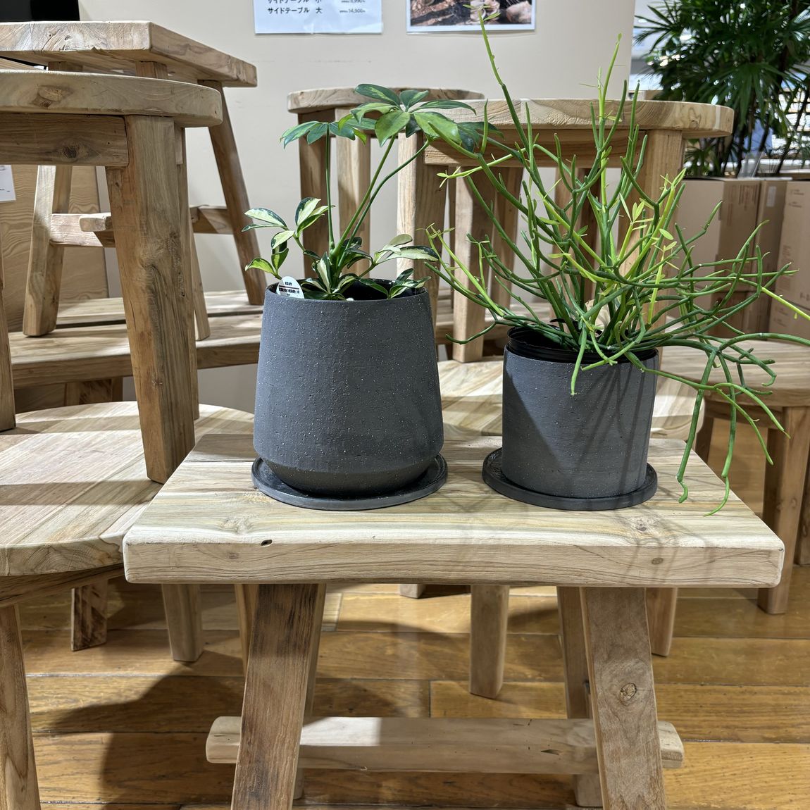 ☘️送料無料⭐️美品⭐️廃盤レア⭐️２脚セット⭐️無印⭐️無垢材サイドテーブルベンチ⭐️オーク 新宿通り】家屋の廃材を、活用した家具｜ 無印良品