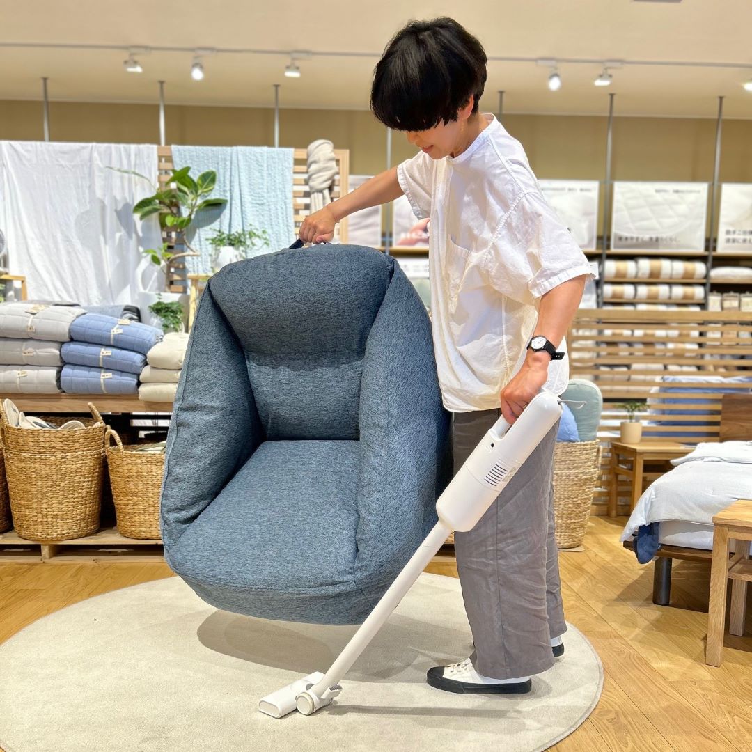 ハピオ木野】空気を包みました。「空気でできたソファ」｜ 無印良品